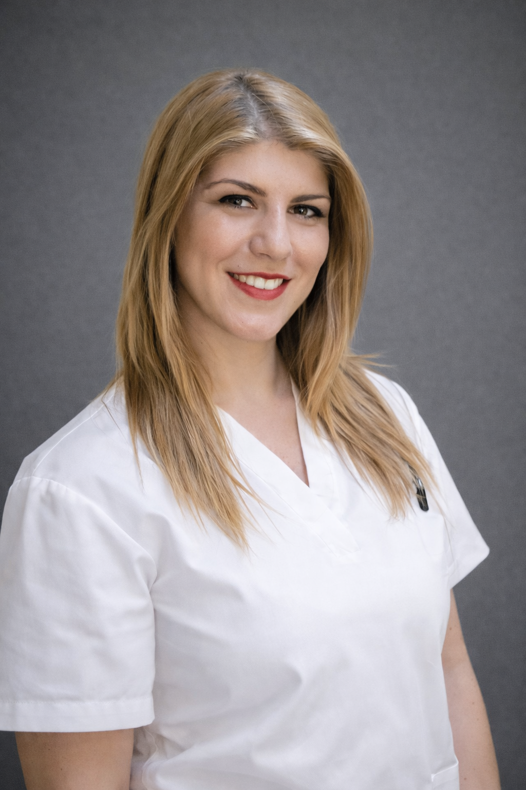 Dr. Dana Visan - Ortodont specialist aparat dentar Caransebes